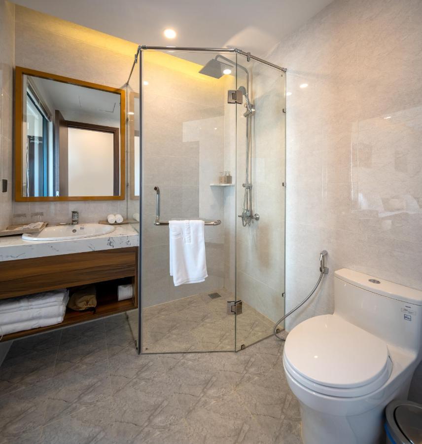 Avenis Hotel Da Nang Dış mekan fotoğraf